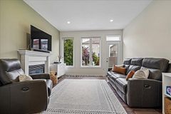 90 Erskine Drive, Clarington, ON L1B 0C8