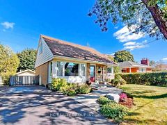 53 Treverton Drive Main, Toronto, ON M1K 3S5