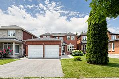 66 Wandering Trail, Toronto, ON M1X 1J8