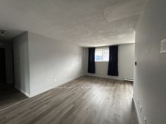 200 Park Road 101, Oshawa, ON L1J 4L8