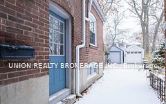 15 Blantyre Avenue Lower, Toronto, ON M1N 2R3