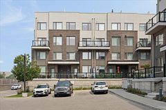 1460 Whites Road 222, Pickering, ON L1V 1R4