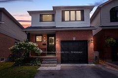 46 Barron Court, Clarington, ON L1E 2G9