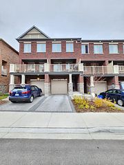 527 Old Harwood Avenue E, Ajax, ON L1Z 0V2