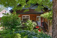 247 Gainsborough Road, Toronto, ON M4L 3C4