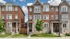 138 S Cleanside Road, Toronto, ON M1L 0C6