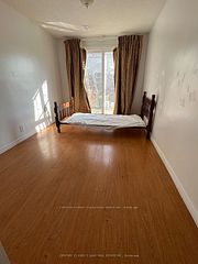 74 glendower Circuit LOWER, Toronto, ON M1T 2Z4
