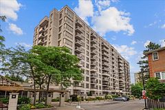 1200 The Esplanade Road N 1103, Pickering, ON L1V 6V3