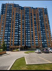 88 Alton Towers Circle 1507, Toronto, ON M1V 5C5