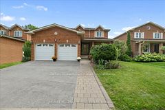 45 Lofthouse Drive, Whitby, ON L1R 1W5