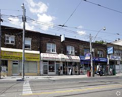 270 Coxwell Avenue B, Toronto, ON M4L 3B6
