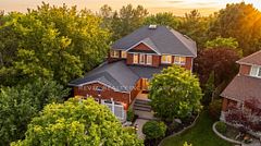 7 Callander Court, Ajax, ON L1S 7M5
