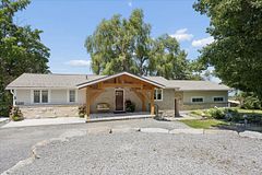 500 Fralicks Beach Road, Scugog, ON L9L 1B6