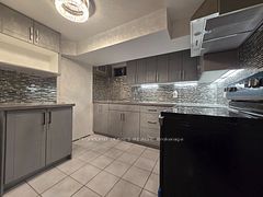 25 Chandler Drive Lower, Toronto, ON M1G 1Z1