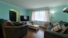 14 Valdane Drive, Toronto, ON M1L 2E9