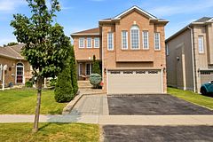 131 Tom Edwards Drive, Whitby, ON L1R 2S2
