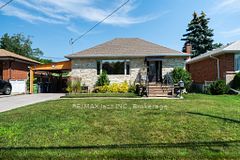 12 Warnsworth Street, Toronto, ON M1E 2L9