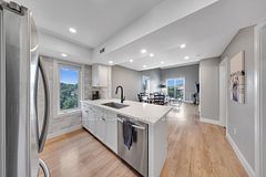 106 Petra Way 3, Whitby, ON L1R 0A2
