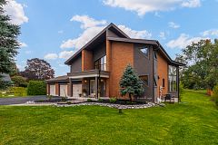 125 Percy Crescent, Scugog, ON L9L 1B4