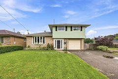 40 Keewatin Street S, Oshawa, ON L1H 6Z1
