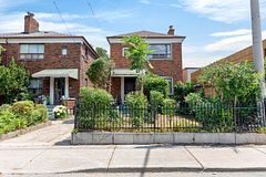 1 Warland Avenue, Toronto, ON M4J 3E8