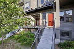 2635 William Jackson Drive 304, Pickering, ON L1P 2V8