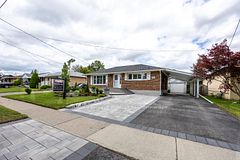 461 Gibbons Street, Oshawa, ON L1J 4Z3