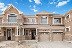 3224 Brigadier Avenue, Pickering, ON L1X 0T2