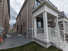 67 Laing Drive, Whitby, ON L1P 0N6