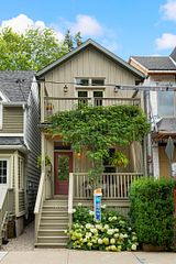 221 Craven Road, Toronto, ON M4L 2Z5