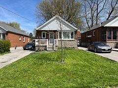 137 Harewood Avenue, Toronto, ON M1M 2R8