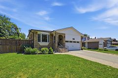 321 Salerno Street, Oshawa, ON L1J 6W1