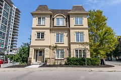 1250 St. Martins Drive 111, Pickering, ON L1W 0A2