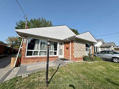 564 McCowan Road Bsmnt, Toronto, ON M1J 1J8