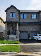 1084 lockie Drive, Oshawa, ON L1L 0R9