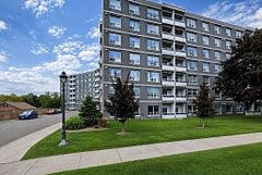 145 Liberty Street S 309, Clarington, ON L1C 4K5