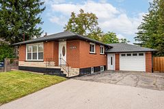 1121 Brock Street S Bsmt, Whitby, ON L1N 4M1