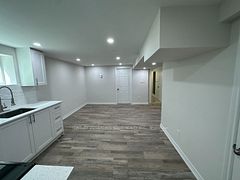 11 White Abbey Park Bsmt, Toronto, ON M1R 4R3