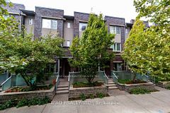 315 Village Green Square Street TH51, Toronto, ON M1S 0L2