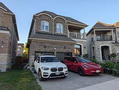 41 Morley Crescent Bsmt, Whitby, ON L1R 0P1