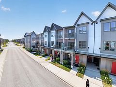 2635 William Jackson Drive 1010, Pickering, ON L1X 0L2