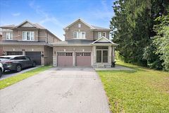 461 Rougewalk Drive, Pickering, ON L1X 0A1