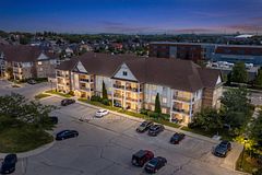 132 Aspen Springs Drive 202, Clarington, ON L1C 0H1