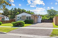 9 Foregate Avenue, Toronto, ON M1B 2S2