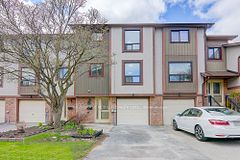 24 Fundy Bay Boulevard 86, Toronto, ON M1W 3A4