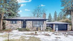 5 Windy Ridge Drive, Toronto, ON M1M 1H6
