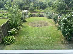 1036 Southport Drive, Oshawa, ON L1H 8A3