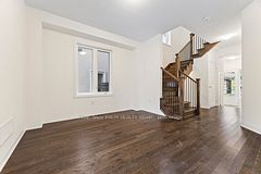 247 Flood Avenue, Clarington, ON L1B 0W5