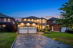 1576 Saugeen Drive, Pickering, ON L1V 6K8