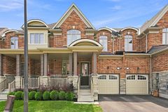 7 Hardman Lane, Ajax, ON L1T 4R1